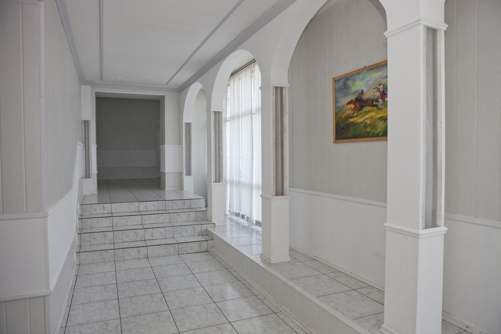 Pectoral On Khortytsia Hotel Zaporizhia Екстериор снимка